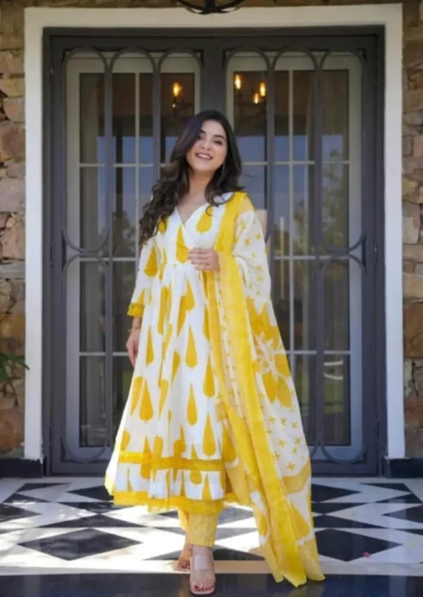 Phool Baagh Yellow Handblock Printed Cotton Anarkali Suit Set with Dupatta – Priyanka Creations - Image 3